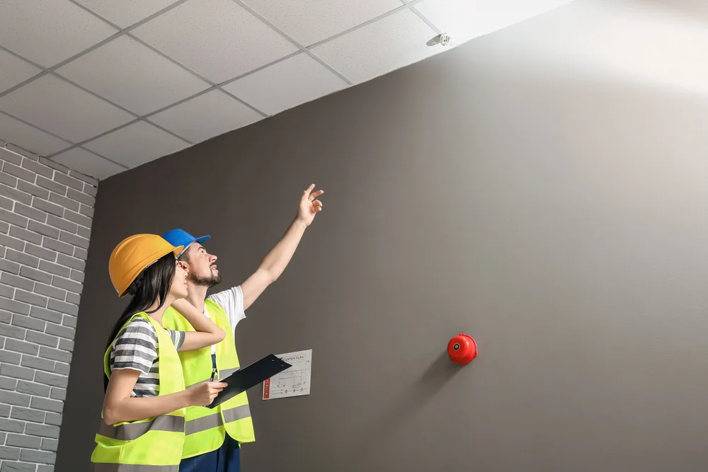 De beste voorbereiding voor glasvliesbehang in Alkmaar is de ondergrond. Zorgt dat deze vlak en geschuurd is voor een optimale hechting met het glasvlies.